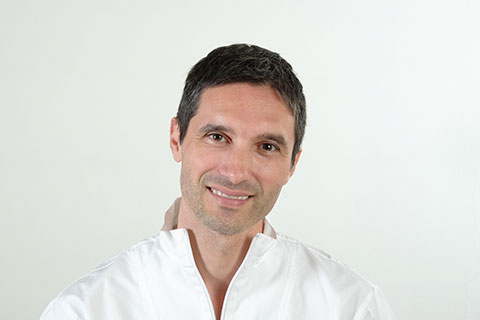 CV Dott. Daniele Pizzi - Odontoiatra